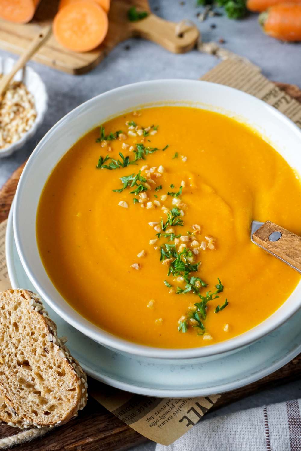 Süßkartoffelsuppe mit Möhren Süßkartoffelsuppe mit Möhren