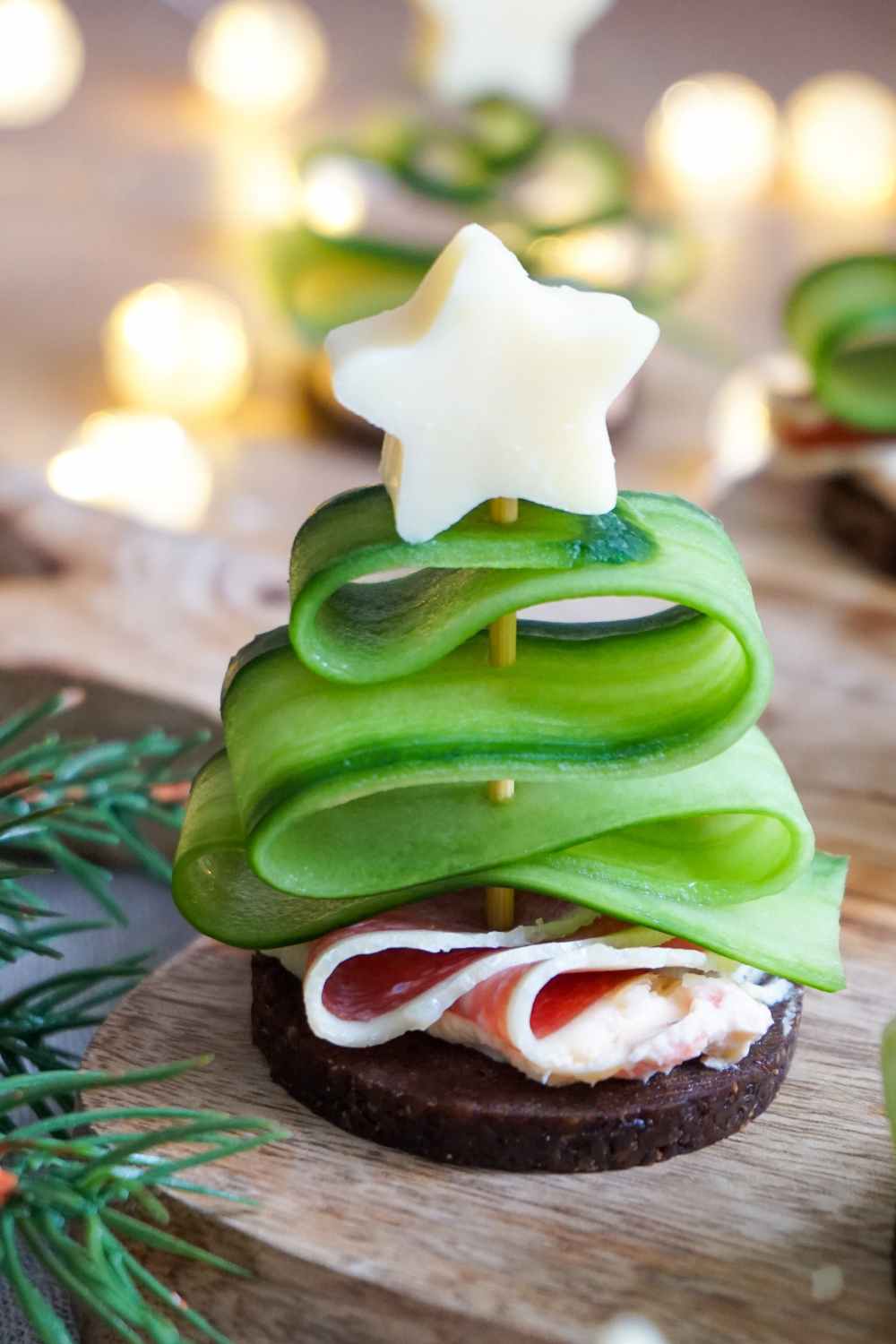 Tannenbaum Brot mit Gurke