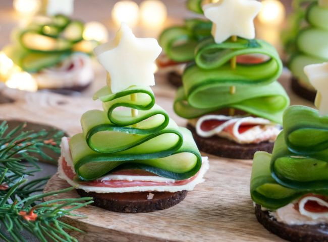 Tannenbaum Brot Gurke Snack