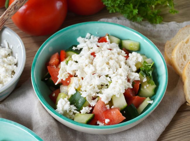 Tomate Gurke Paprika Salat