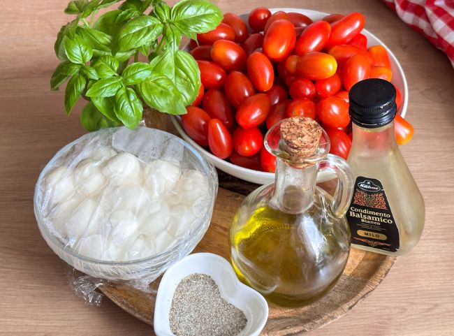 Tomate Mozzarella Salat Rezept Tomate Mozzarella Salat Rezept