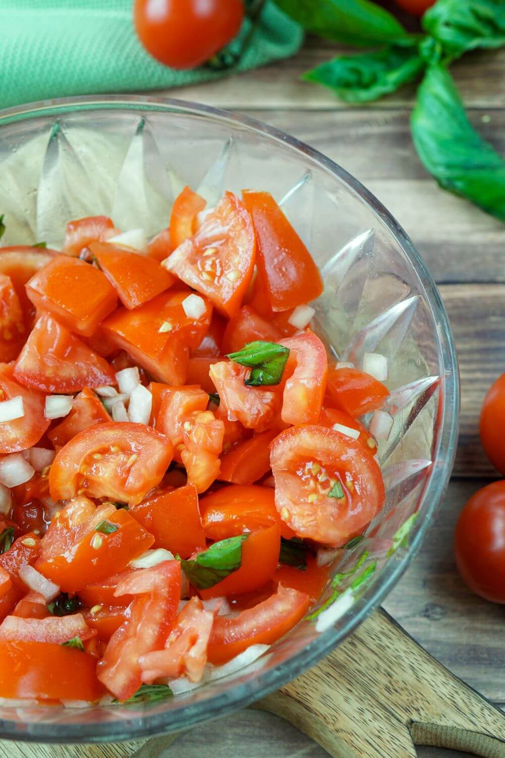 Tomatensalat mit Zwiebeln Tomatensalat mit Zwiebeln