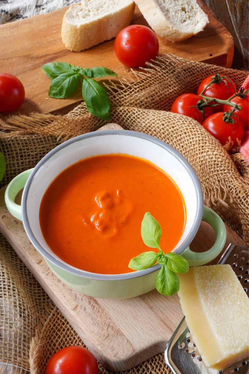 Tomatensuppe Thermomix Rezept Tomatensuppe aus dem Thermomix in Schüssel