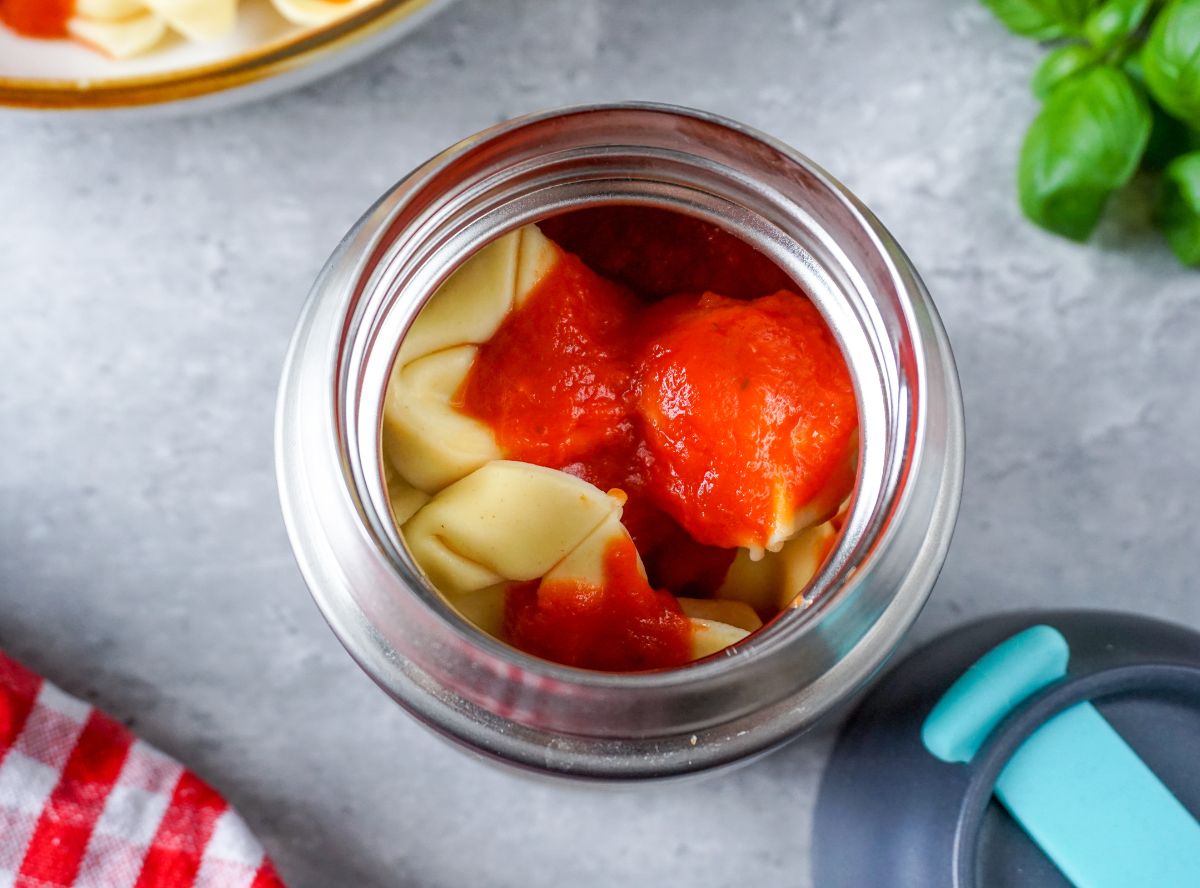 Tortellini Tomatensoße Meal Prep für Kinder Tortellini Tomatensoße Meal Prep für Kinder