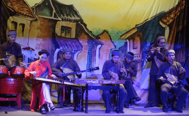 Traditionelle Musikinstrumente in Vietnam Traditionelle Musikinstrumente in Vietnam