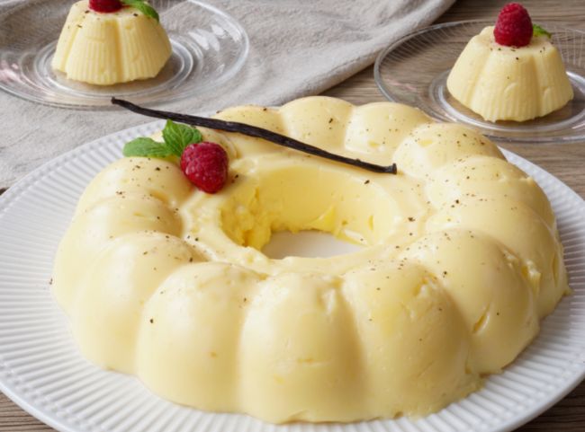 Vanillepudding aus der runden backform Vanillepudding aus der runden backform