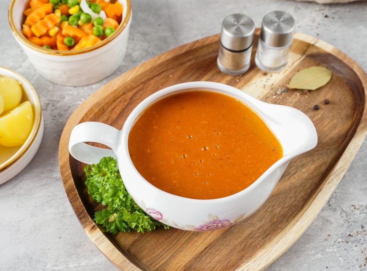 Vegane Bratensoße - schnell & einfach