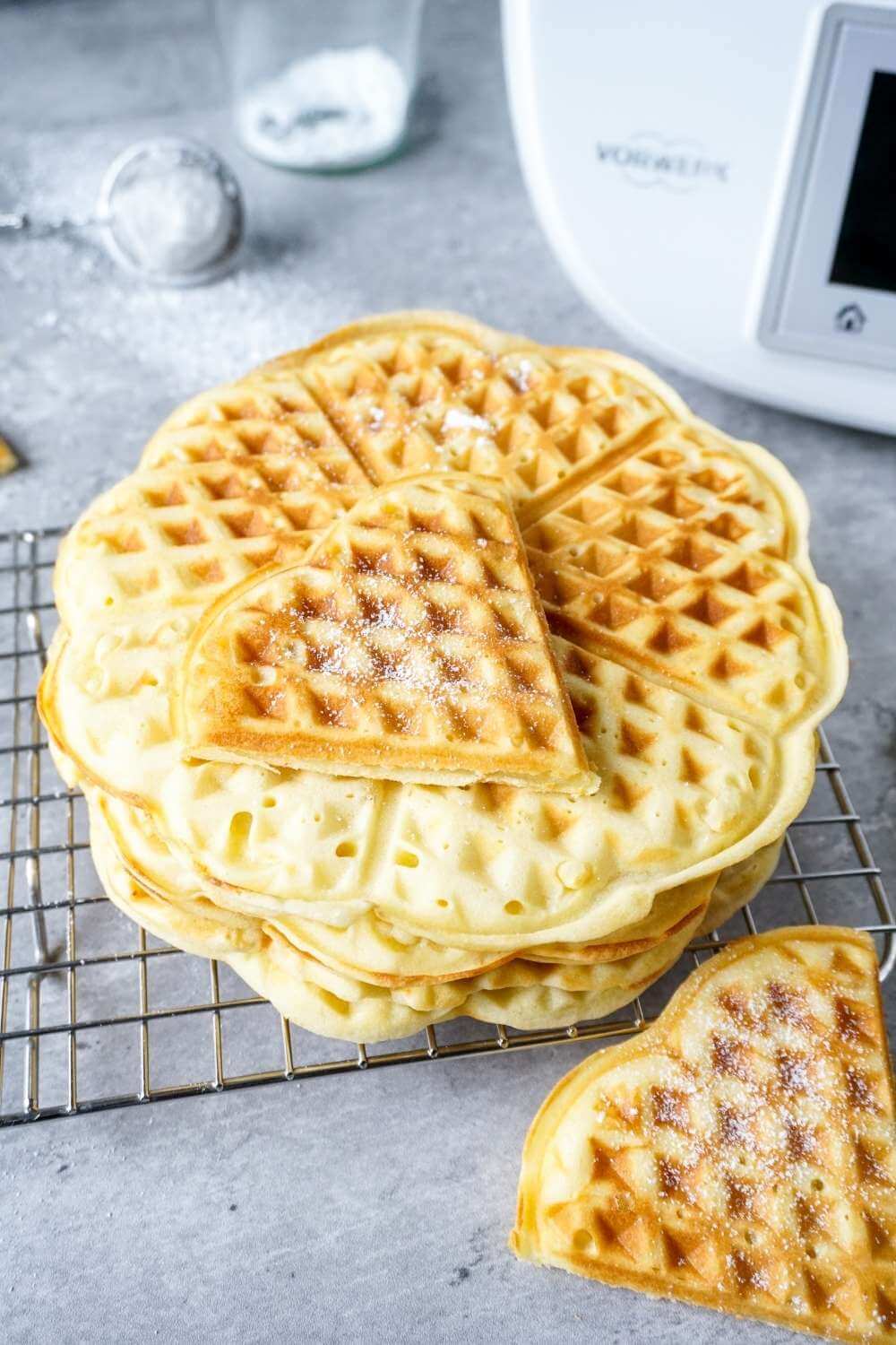 Waffelteig im Thermomix – schnell gemixt für Waffeln Waffelteig im Thermomix – schnell gemixt für Waffeln
