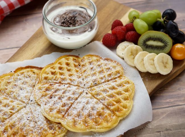 Einfache Buttermilchwaffeln - Rezepte Suchen
