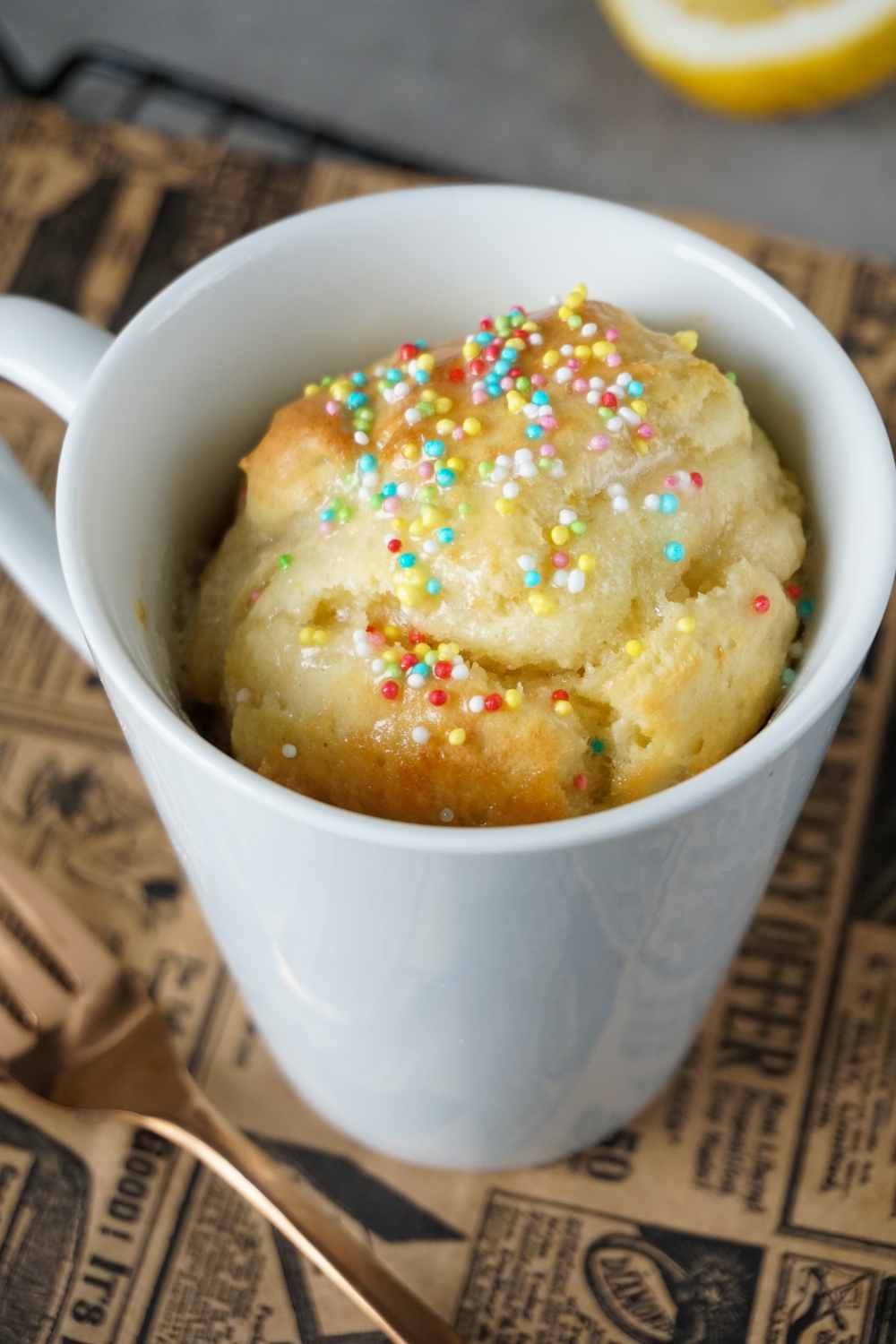 Zitronen Tassenkuchen aus der Heißluftfritteuse Zitronen Tassenkuchen aus der Heißluftfritteuse
