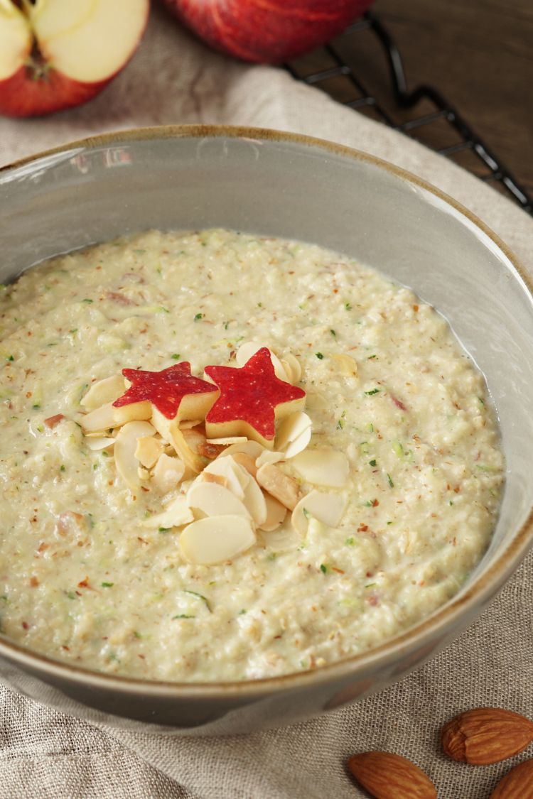 Zoats - gesundes Zucchini Porridge Zoats - gesundes Zucchini Porridge