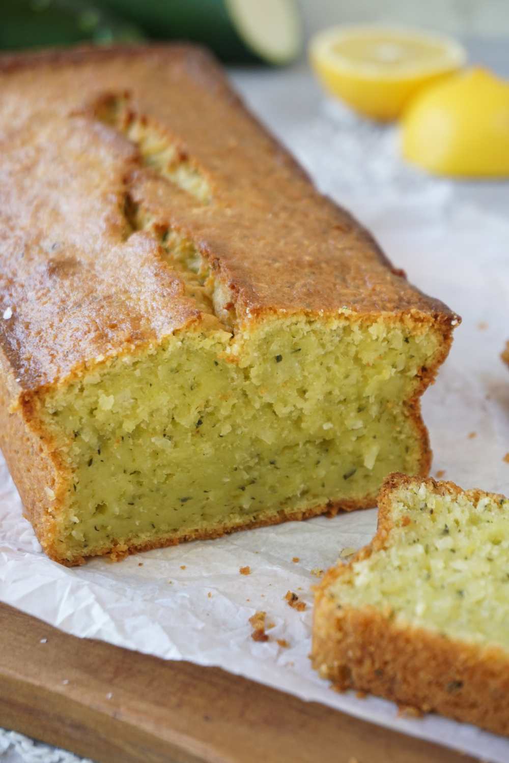 Zucchini Kuchen mit Zitrone und Kokos Zucchini Kuchen mit Zitrone und Kokos